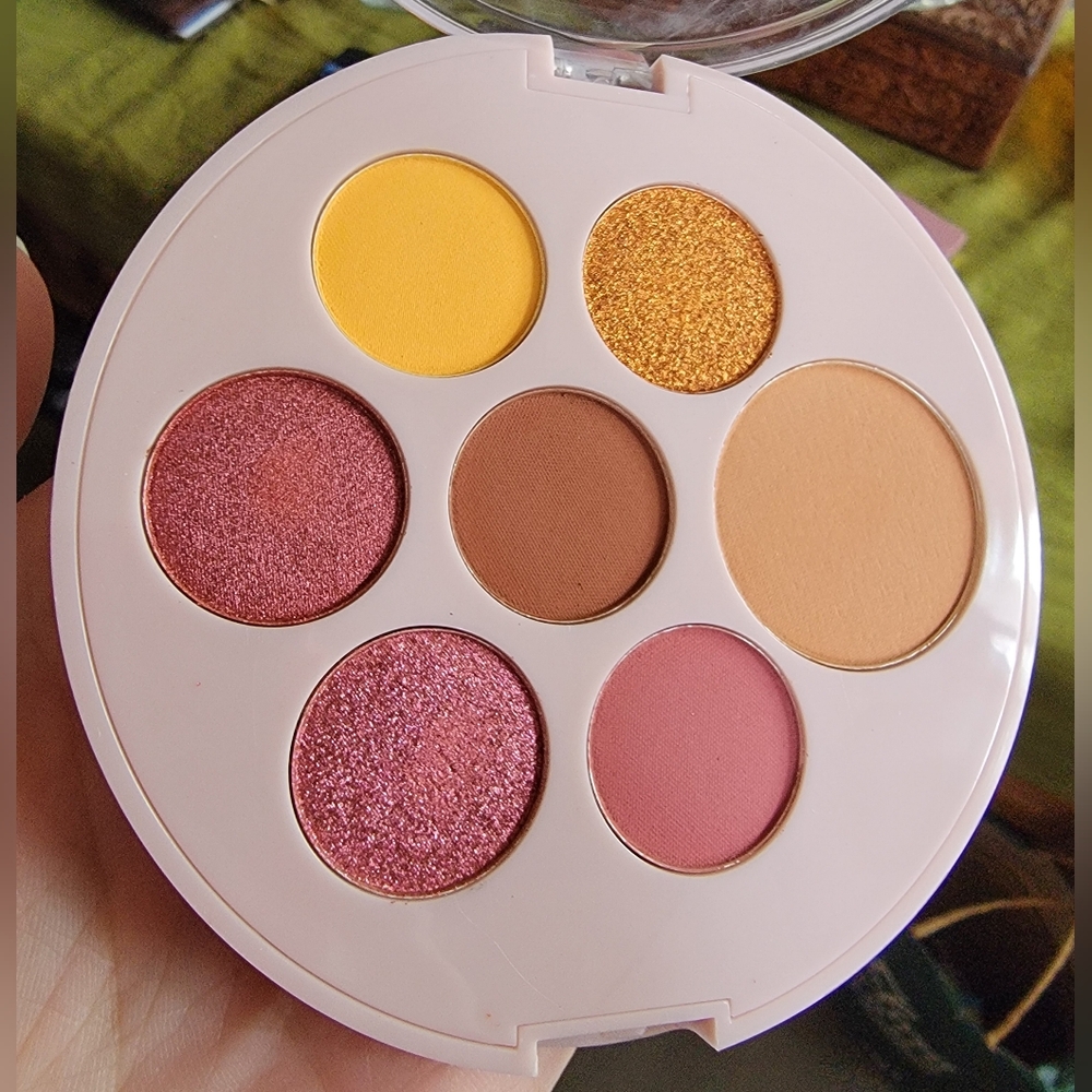5 Eyeshadow Palette Bundle Mostly NIB - Picture 5 of 7